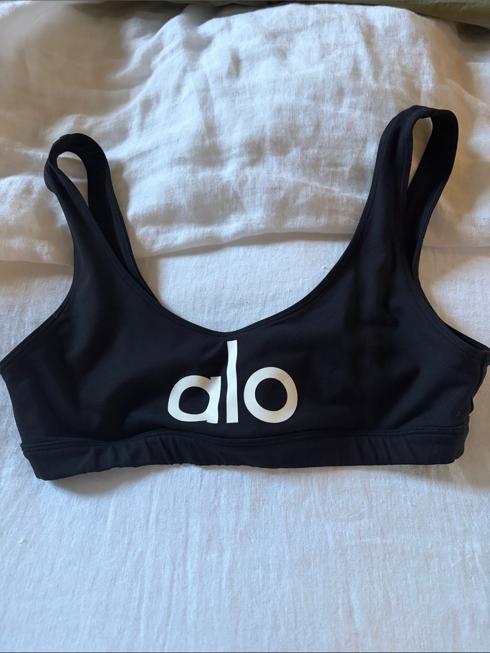 ALO Yoga Sports Bra White Logo